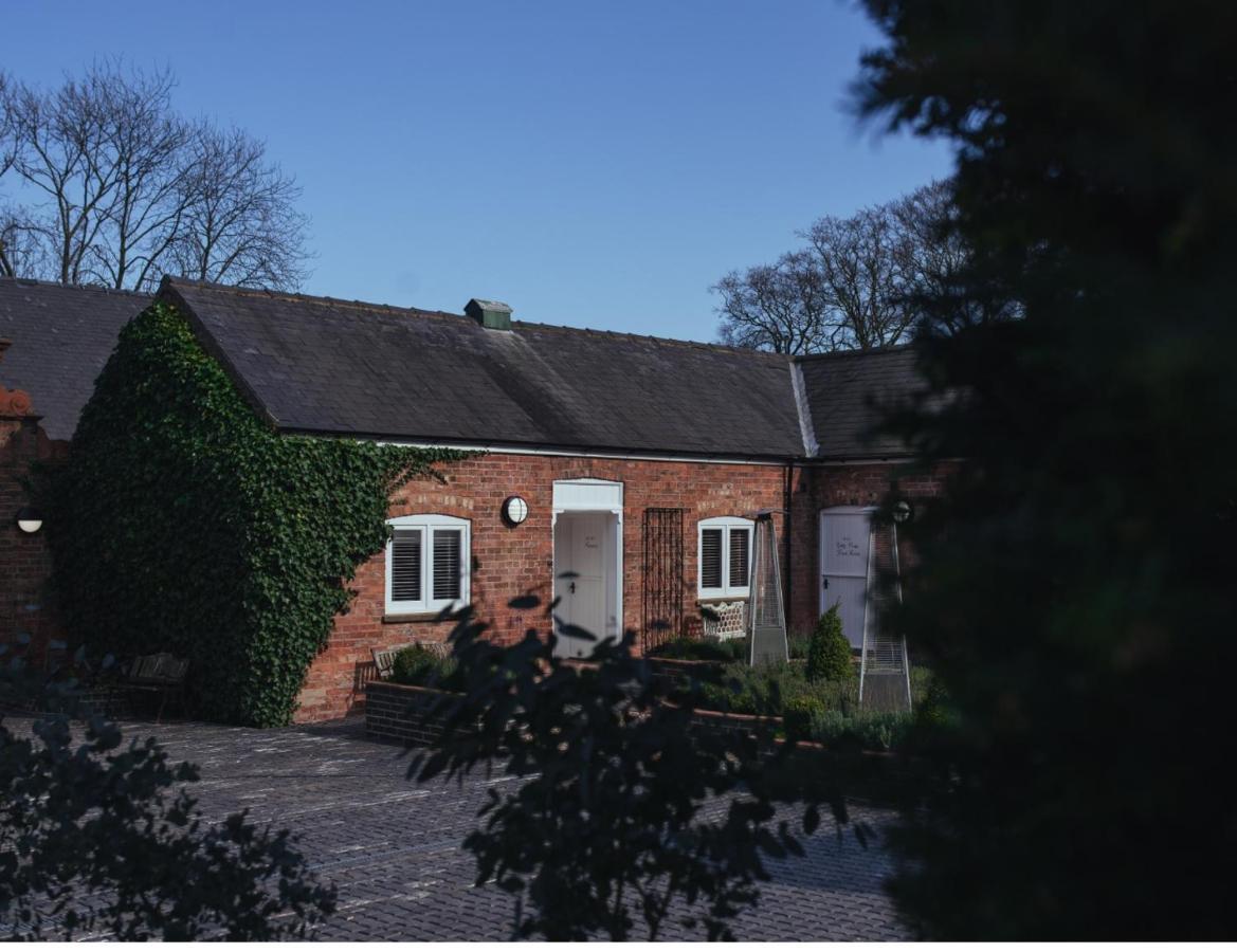 Healing Manor Hotel Grimsby Exterior photo