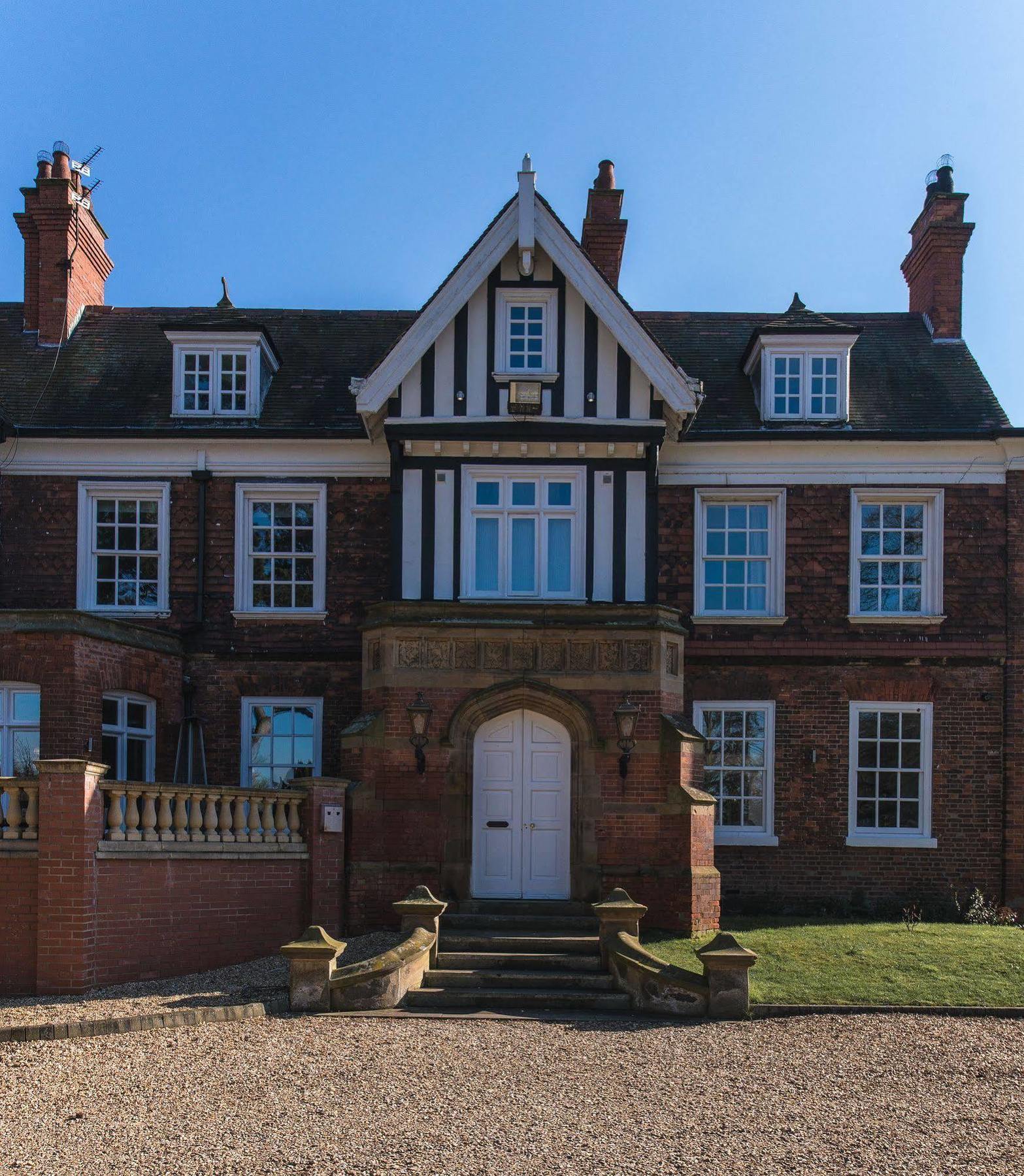 Healing Manor Hotel Grimsby Exterior photo